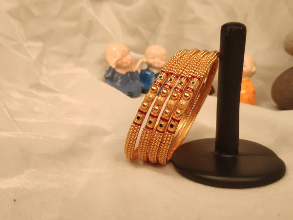 1_Gram_Gold-Plated_High_Gold_Bangles_Set