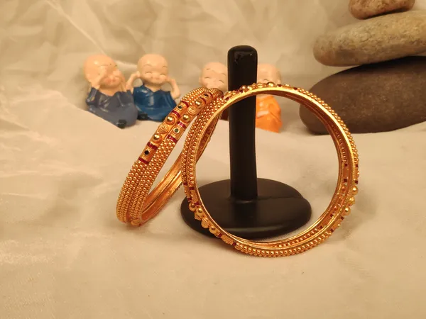 1_Gram_Gold-Plated_High_Gold_Bangles_Set
