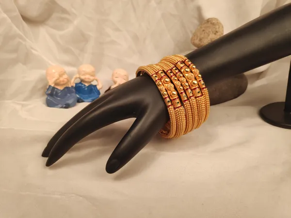 1_Gram_Gold-Plated_High_Gold_Bangles_Set