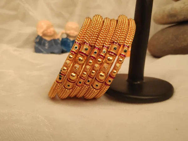 1_Gram_Gold-Plated_High_Gold_Bangles_Set