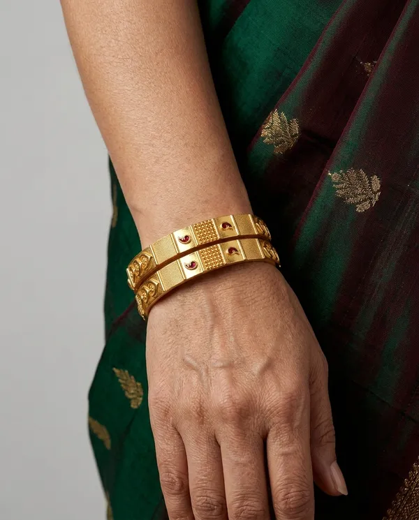 Traditional_Brass_Gold_Bangles_Set_with_Meenakari_Accents_�_High-Durability_Polish_Daily_Wear_Kada