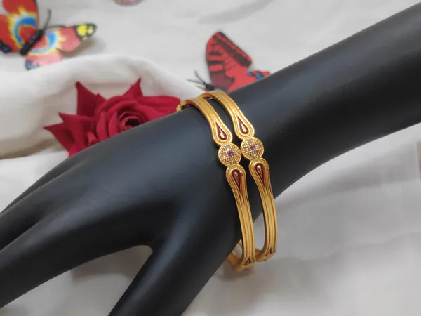 1_Gram_Gold-Plated_Brass_Bangles_Set_Of_2