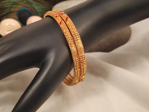 1_Gram_Gold-Plated_High_Gold_Bangles_Set