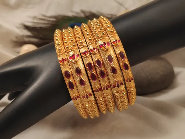1_Gram_Gold-Plated_High_Gold_Bangles_Set