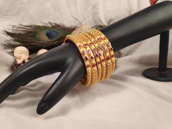 1_Gram_Gold-Plated_High_Gold_Bangles_Set