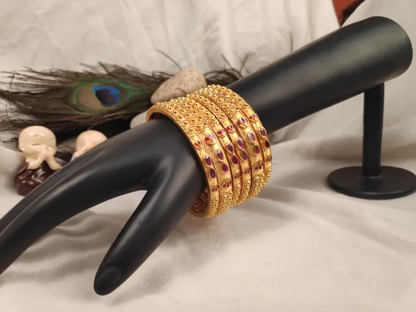 1_Gram_Gold-Plated_High_Gold_Bangles_Set