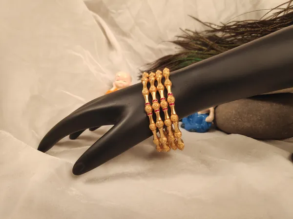 1_Gram_Gold-Plated_High_Gold_Bangles_Set