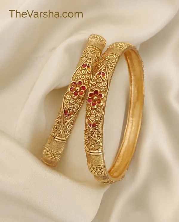 Elegant_Brass_Gold-Plated_Daily_Wear_Floral_Bangles_(Set_of_2)