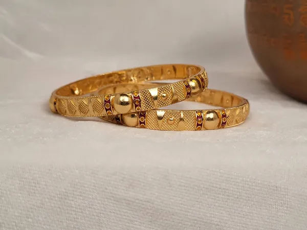 1_Gram_Gold-Plated_Brass_Rajasthani_Bangles_Set_Of_2