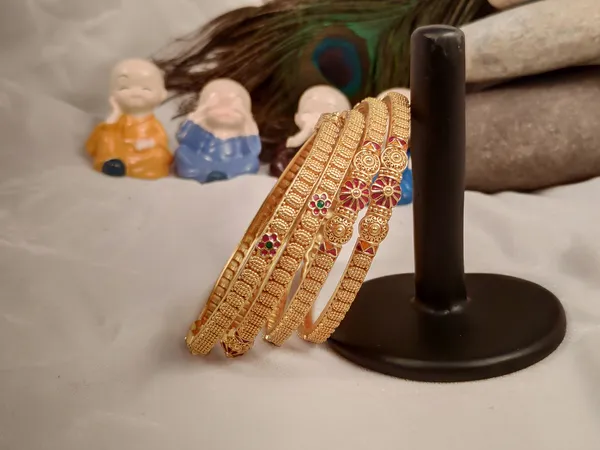 1_Gram_Gold-Plated_High_Gold_Bangles_Set