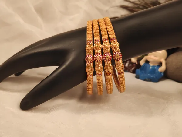 1_Gram_Gold-Plated_High_Gold_Bangles_Set