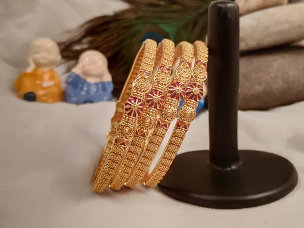 1_Gram_Gold-Plated_High_Gold_Bangles_Set