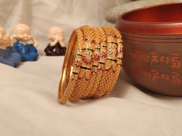 1_Gram_Gold-Plated_High_Gold_Bangles_Set