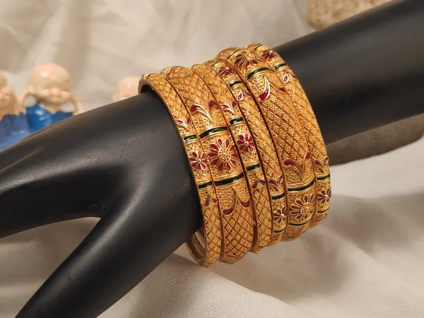 1_Gram_Gold-Plated_High_Gold_Bangles_Set