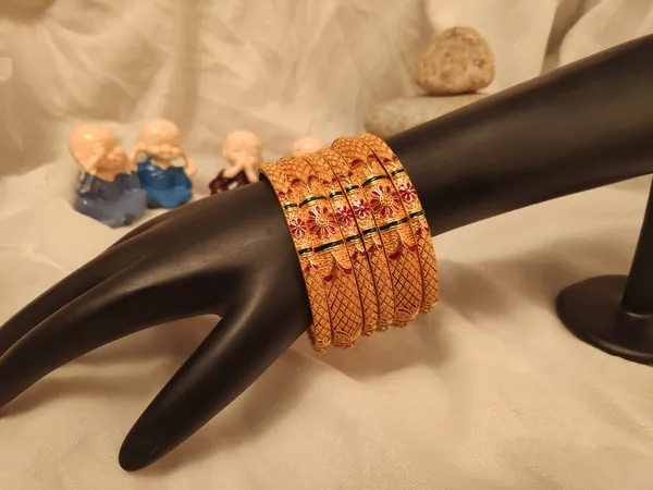1_Gram_Gold-Plated_High_Gold_Bangles_Set