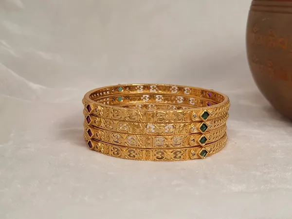 1_Gram_Gold-Plated_Brass_Rajasthani_Bangles_Set_Of_4