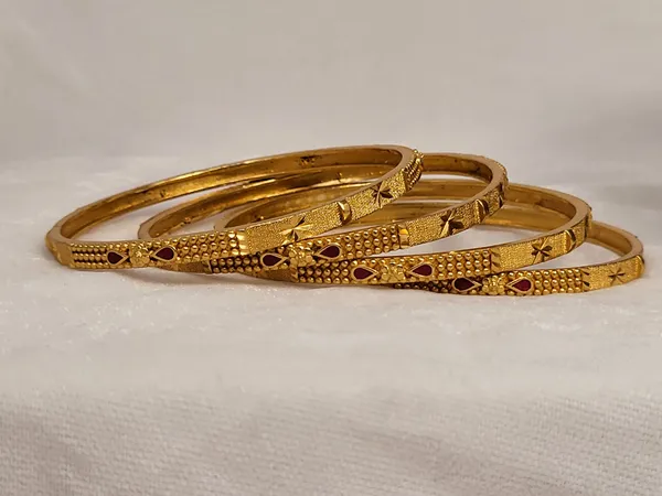 1_Gram_Gold-Plated_Brass_Rajasthani_Bangles_Set_Of_4