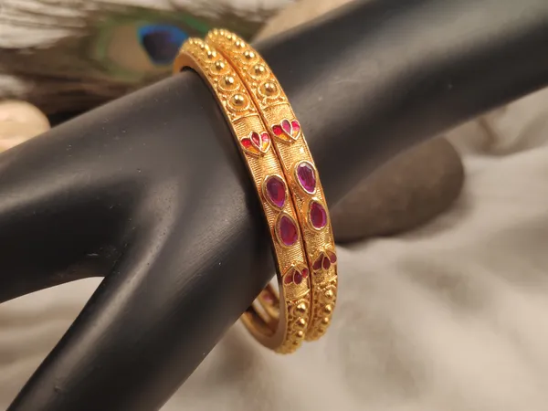 1_Gram_Gold-Plated_High_Gold_Bangles_Set