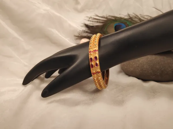 1_Gram_Gold-Plated_High_Gold_Bangles_Set