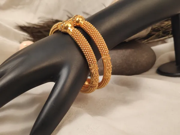 1_Gram_Gold-Plated_High_Gold_Bangles_Set