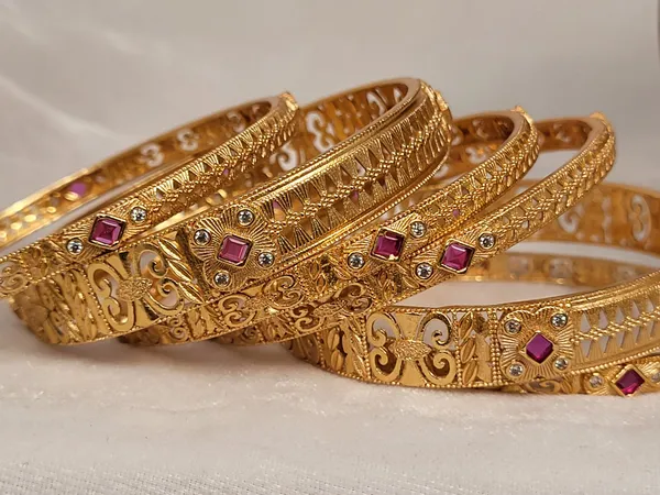 1_Gram_Gold-Plated_Brass_Rajasthani_Bangles_Set_Of_6
