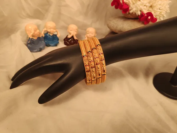 1_Gram_Gold-Plated_High_Gold_Bangles_Set