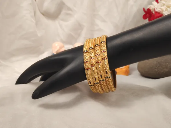 1_Gram_Gold-Plated_High_Gold_Bangles_Set