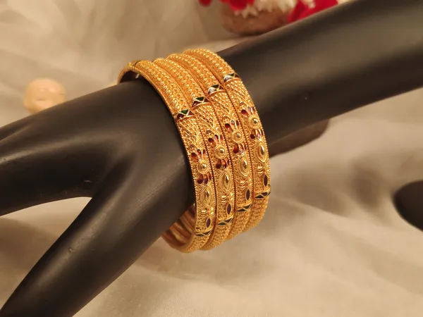 1_Gram_Gold-Plated_High_Gold_Bangles_Set