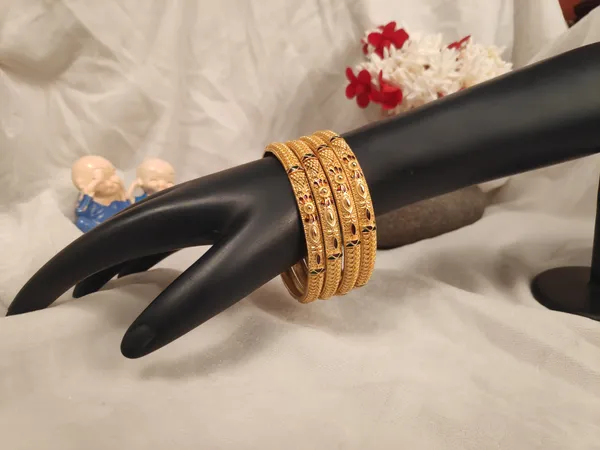 1_Gram_Gold-Plated_High_Gold_Bangles_Set