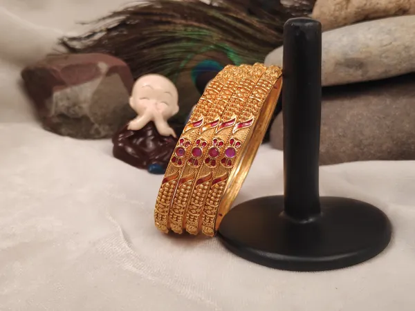1_Gram_Gold-Plated_High_Gold_Bangles_Set