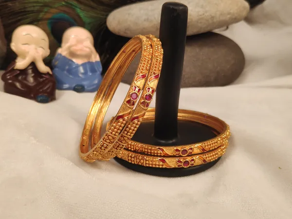 1_Gram_Gold-Plated_High_Gold_Bangles_Set