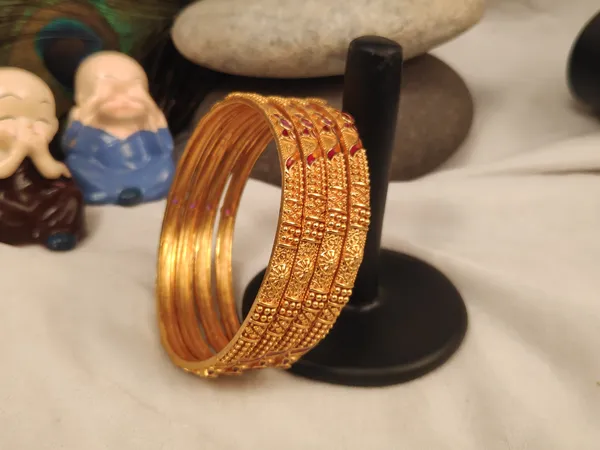 1_Gram_Gold-Plated_High_Gold_Bangles_Set