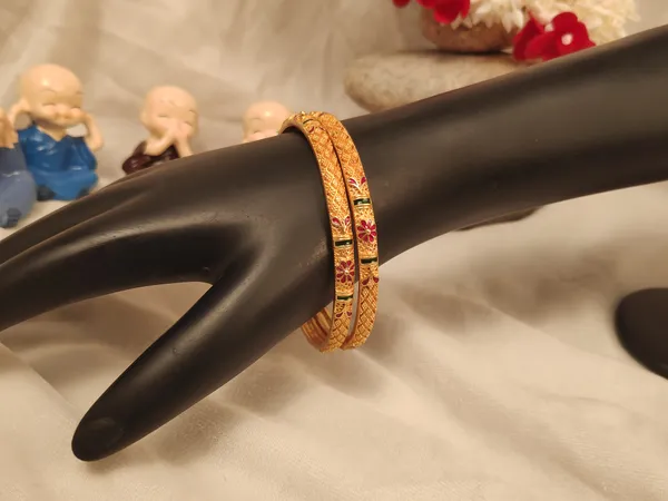 1_Gram_Gold-Plated_High_Gold_Bangles_Set