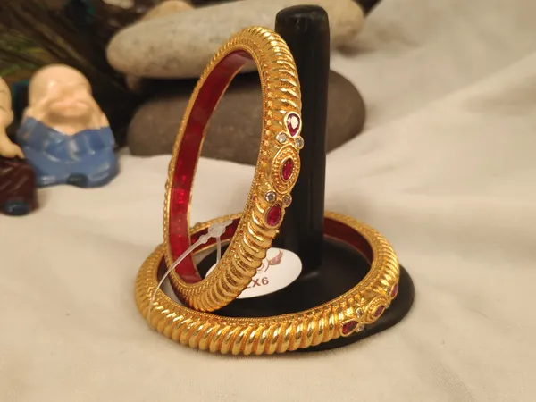 1_Gram_Gold-Plated_High_Gold_Bangles_Set