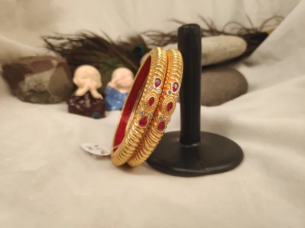 1_Gram_Gold-Plated_High_Gold_Bangles_Set