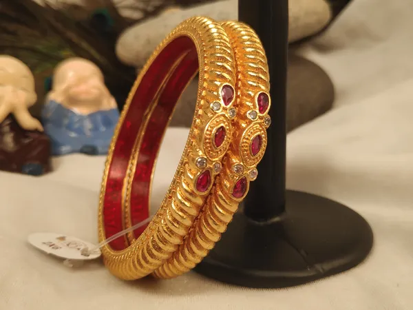 1_Gram_Gold-Plated_High_Gold_Bangles_Set