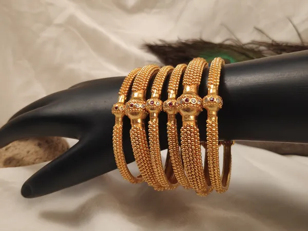 1_Gram_Gold-Plated_High_Gold_Bangles_Set