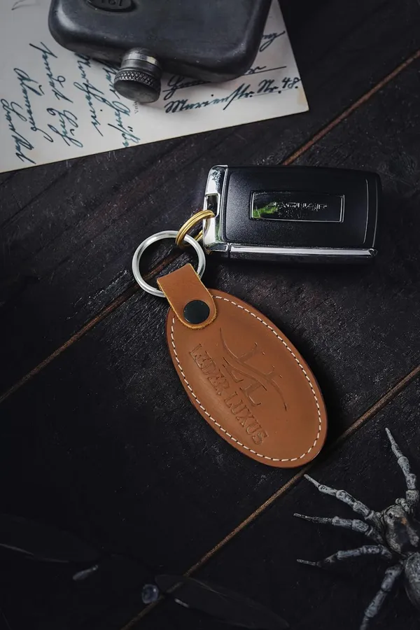 Multicolor_Leather_Keychain_Car_Bike_Luggage_Travel_Keys_Holders_Heavyduty_Keyrings_for_Men_and_Women_(Pack_of_2)