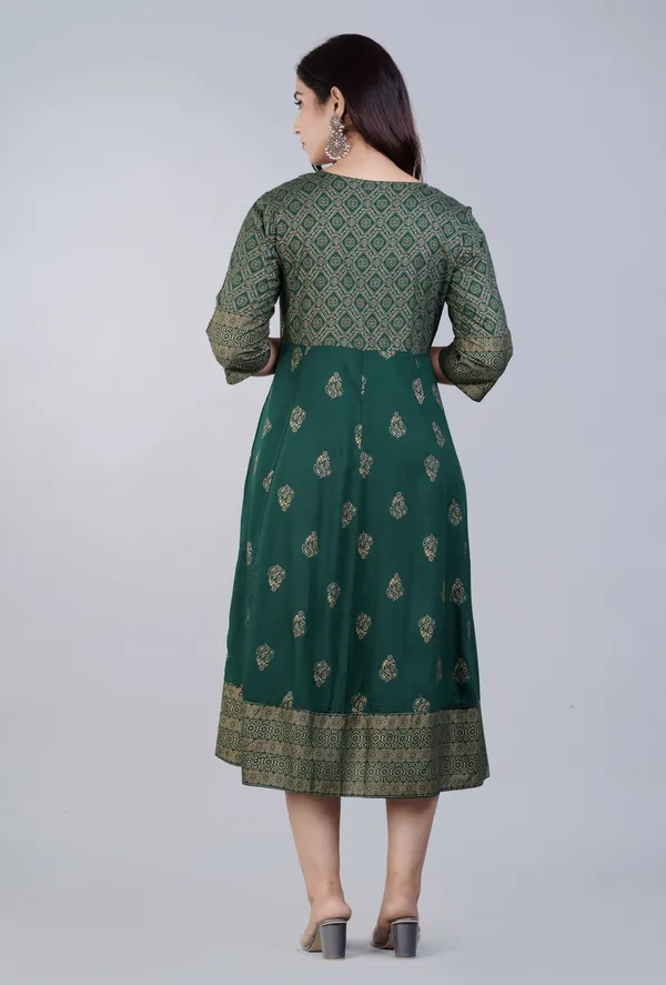 Green_&_Gold_Viscose_Rayon_Floral_Print_Regular_Kurta_For_Women