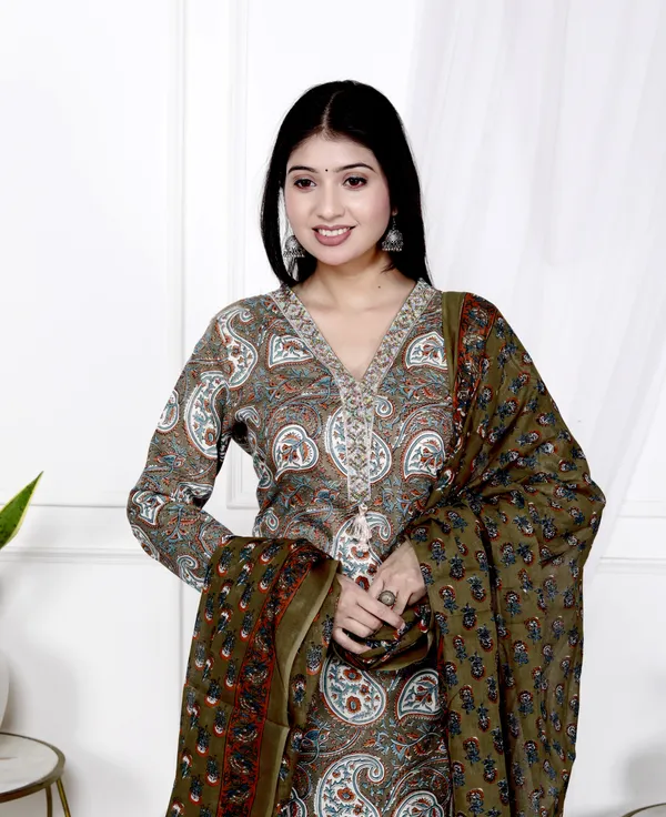 Grey_Pure_Cotton_Printed_&_Floral_Print_Regular_Kurta_&_Palazzo_Dupatta_Set_For_Women