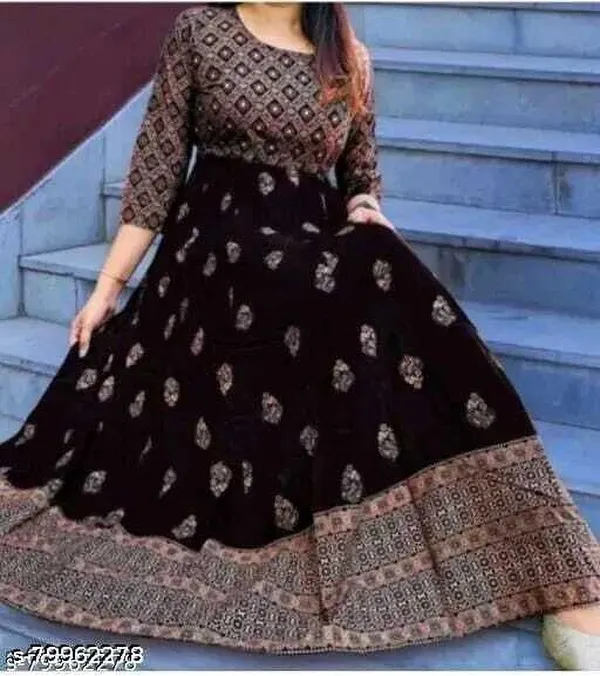 Black_Viscose_Rayon_Floral_Print_Regular_Kurta_For_Women
