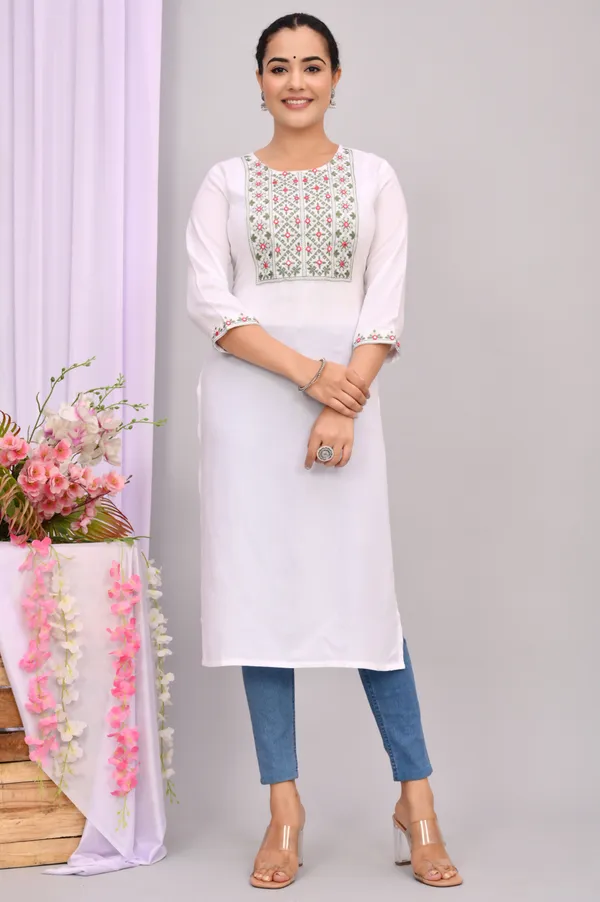 White_Viscose_Rayon_Printed_Regular_Kurta_For_Women