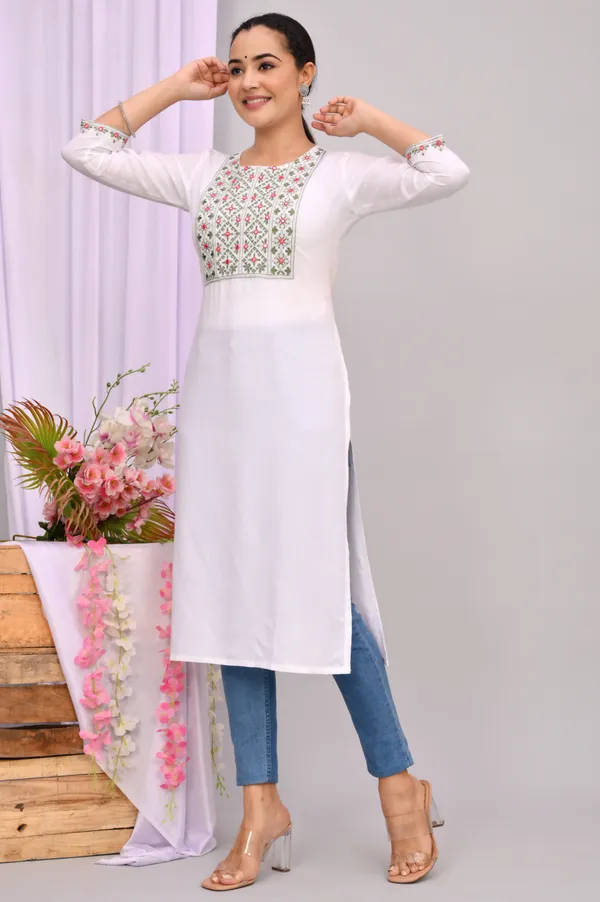 White_Viscose_Rayon_Printed_Regular_Kurta_For_Women