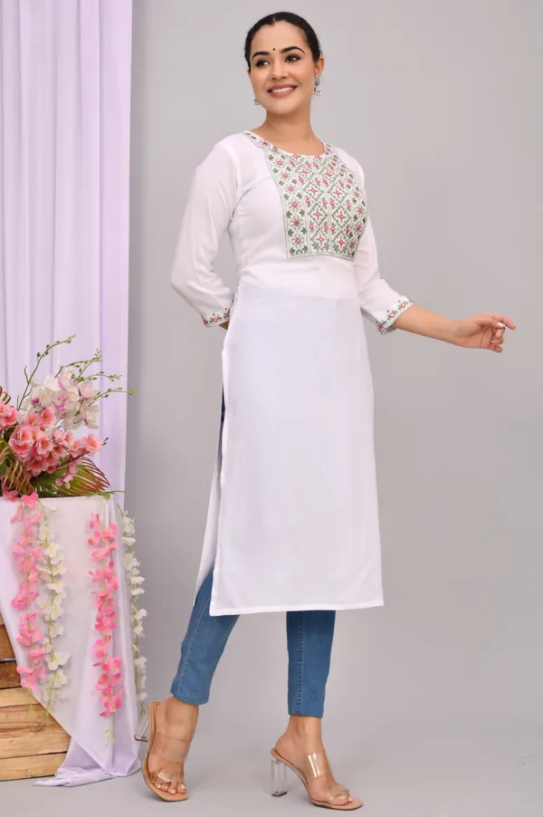 White_Viscose_Rayon_Printed_Regular_Kurta_For_Women