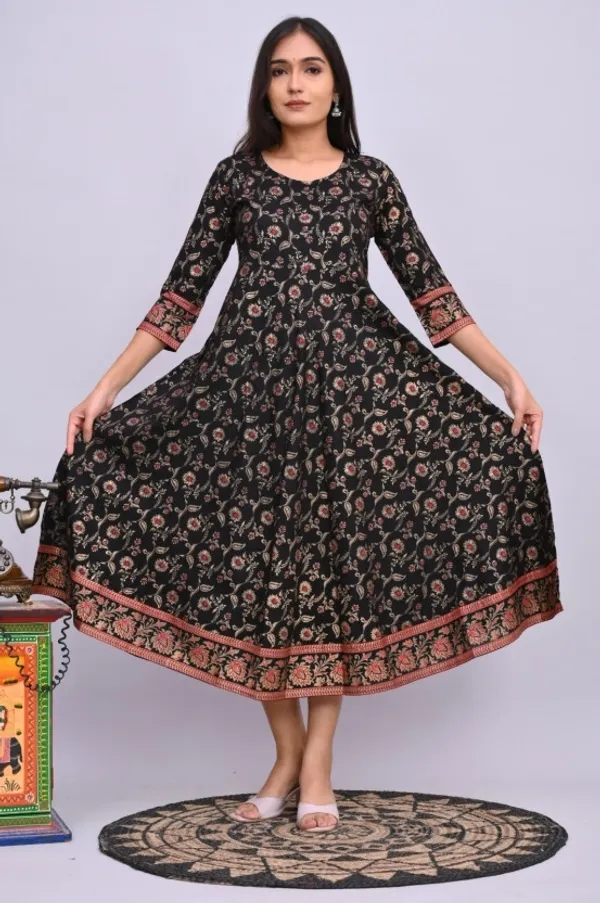 Black_Viscose_Rayon_Printed_Regular_Anarkali_Kurti_For_Women