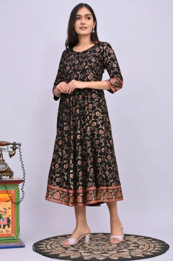 Black_Viscose_Rayon_Printed_Regular_Anarkali_Kurti_For_Women