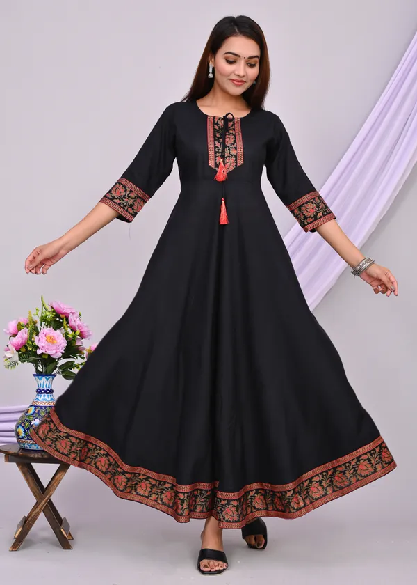 Black_Viscose_Rayon_Printed_Regular_Kurta_For_Women