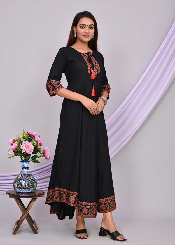 Black_Viscose_Rayon_Printed_Regular_Kurta_For_Women