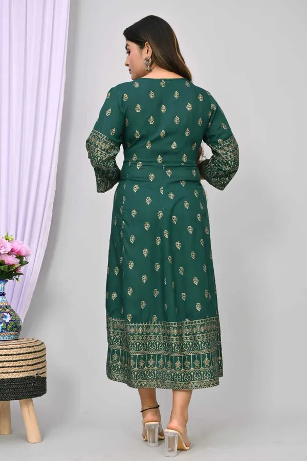 Green_Viscose_Rayon_Bandhani_Regular_Gown_For_Women
