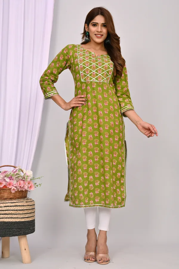 Green_&_White_Viscose_Rayon_Printed_Regular_Kurta_For_Women